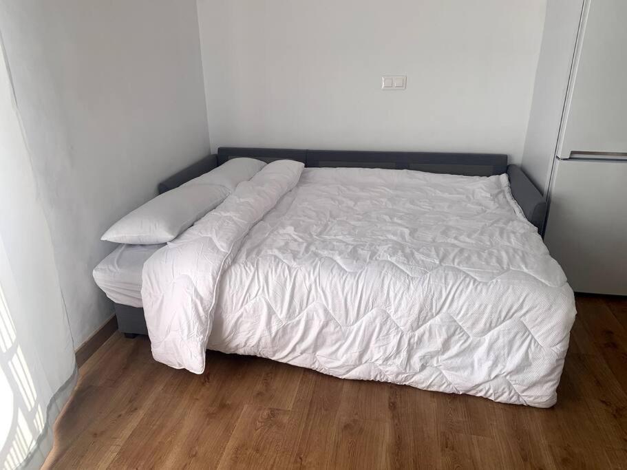 Precioso Apartamento, Luminoso, Equipado Torre de Benagalbon Bagian luar foto